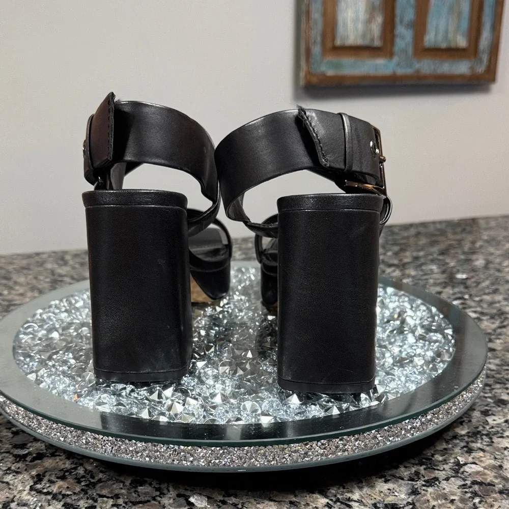 DKNY Black Platform chunky high Heels with gunmetal NEW 9.5
